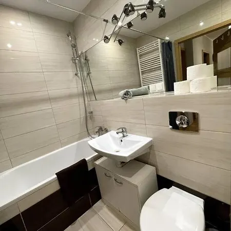 Big - 3 - New Building - Parking Apartment *